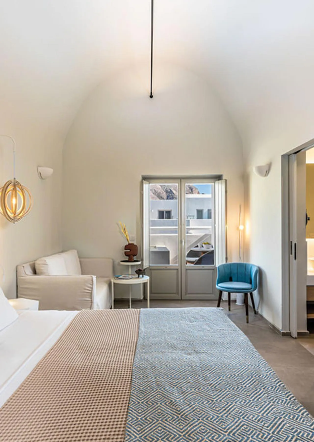 Deluxe Double Room with Balcony & Whirlpool Bath